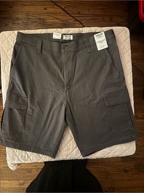 Signature by Levi Strauss Men's Dark Gray Cargo Shorts NWT